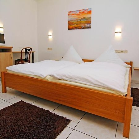 Zewener Hof - Garni Hotel Trier Phòng bức ảnh
