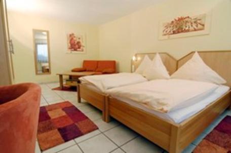 Zewener Hof - Garni Hotel Trier Phòng bức ảnh