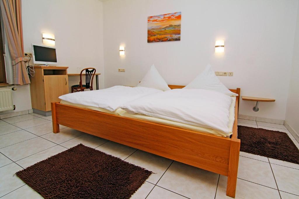 Zewener Hof - Garni Hotel Trier Phòng bức ảnh